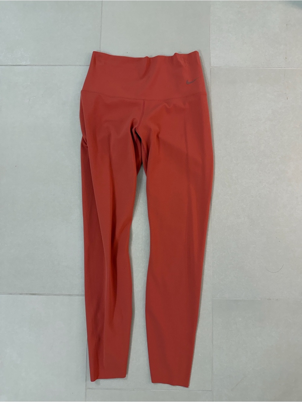 Nike Women’s High-Rise Coral Performance Leggings Size Small S